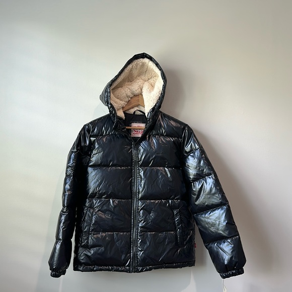 Levi's Jackets & Blazers - NWT Black Shiny Levi Strauss & Co Puffer Coat with Faux Sherpa Lined Hood S